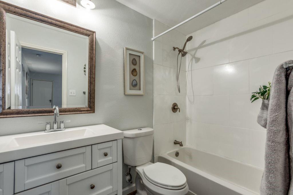 235 Holman Path Property Photo 9