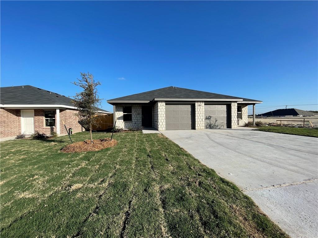 2404 Duntov Dr A Property Photo 1