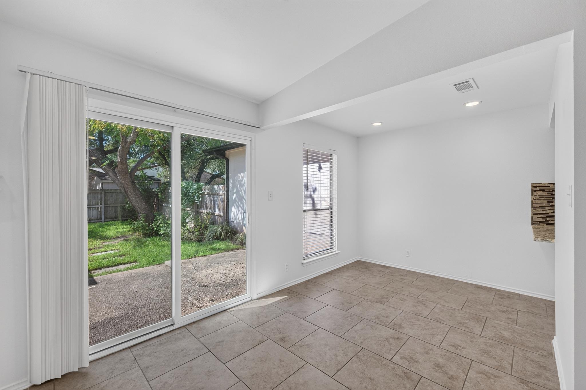 11805 Bell Ave #b Property Photo 8