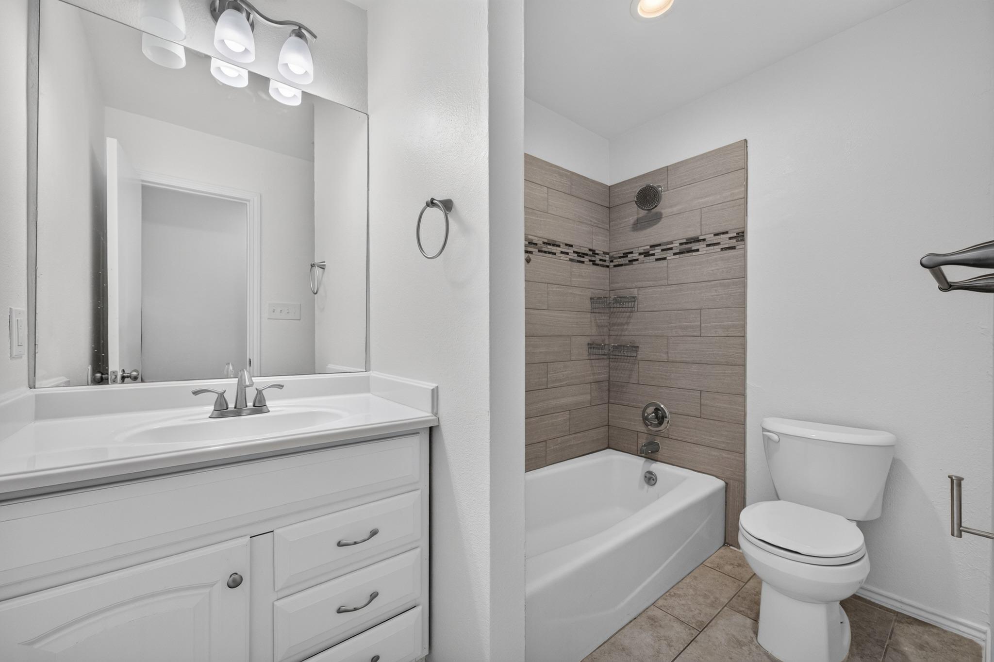 11805 Bell Ave #b Property Photo 20