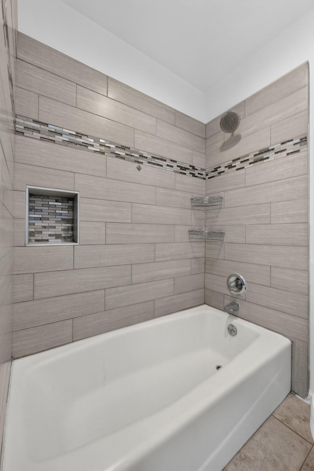11805 Bell Ave #b Property Photo 21