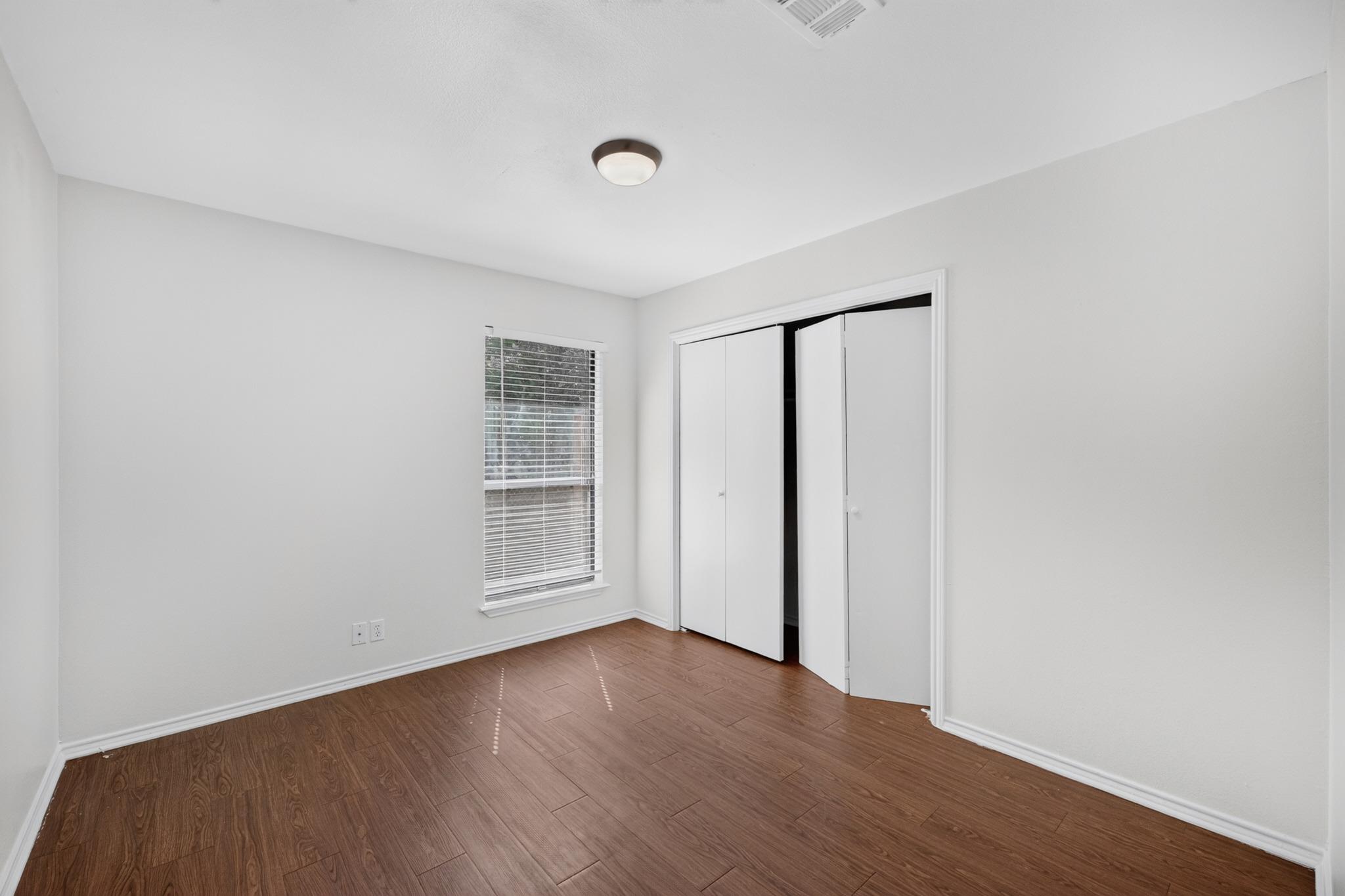 11805 Bell Ave #b Property Photo 22
