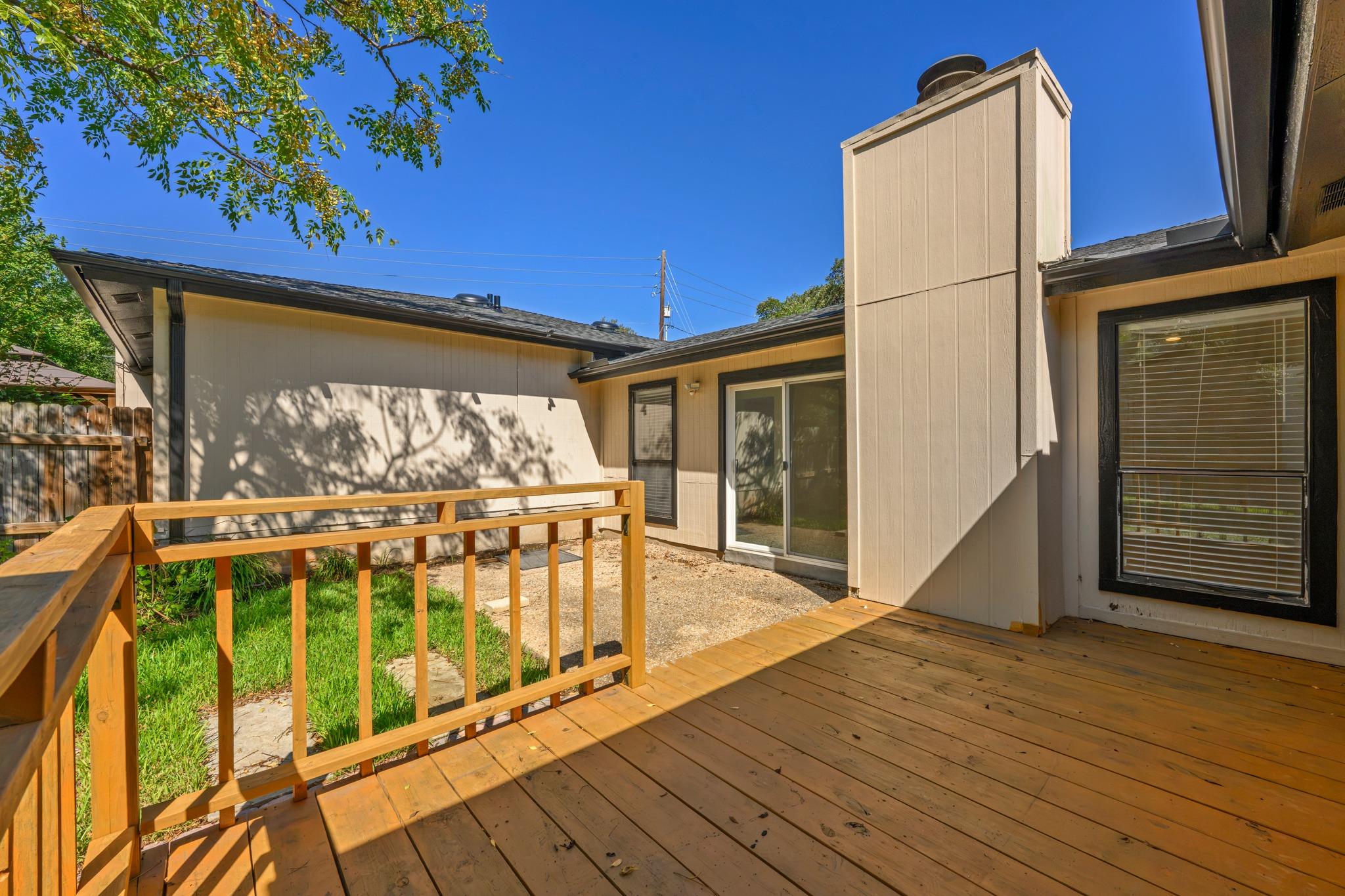 11805 Bell Ave #b Property Photo 24