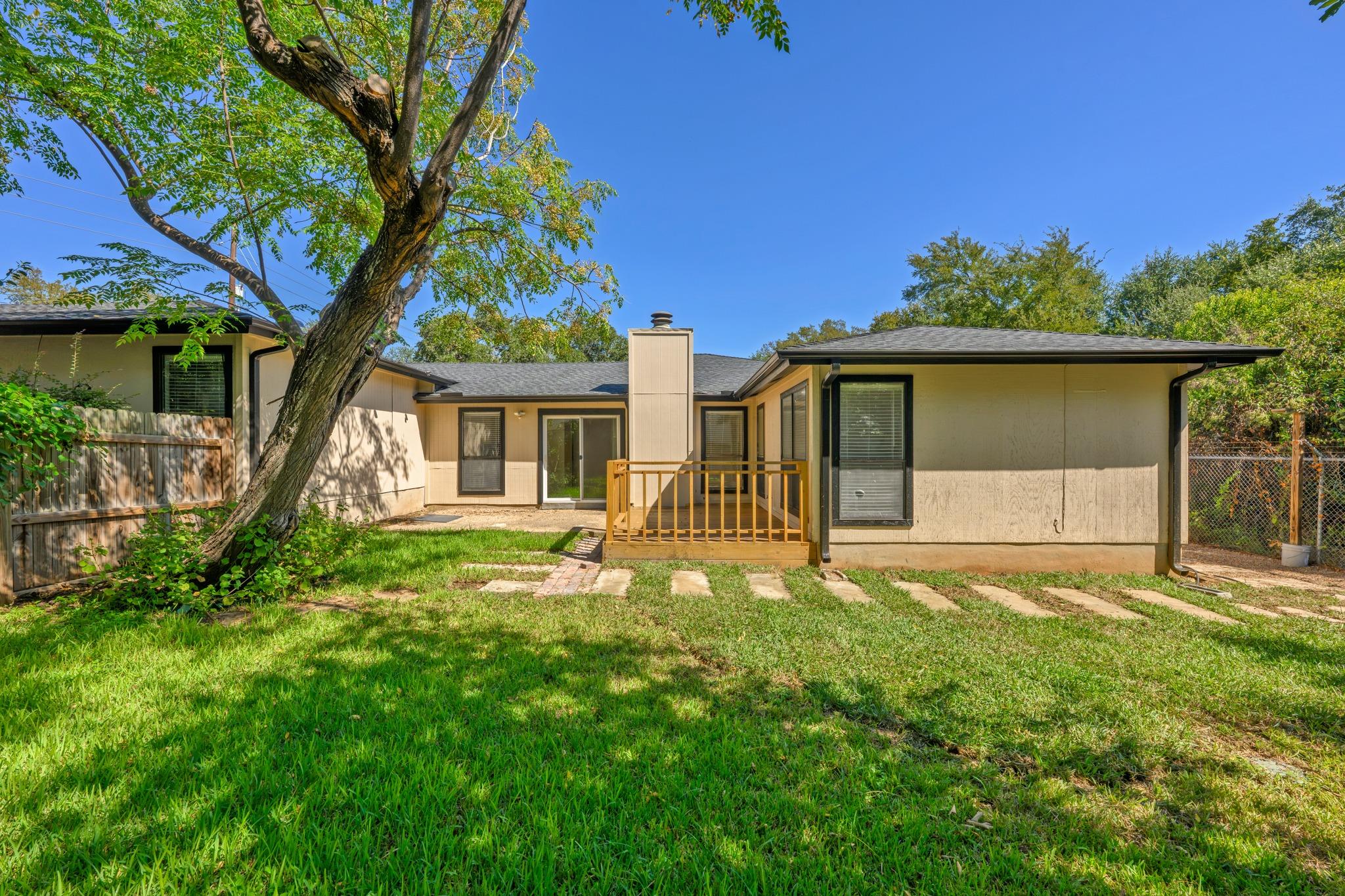 11805 Bell Ave #b Property Photo 27