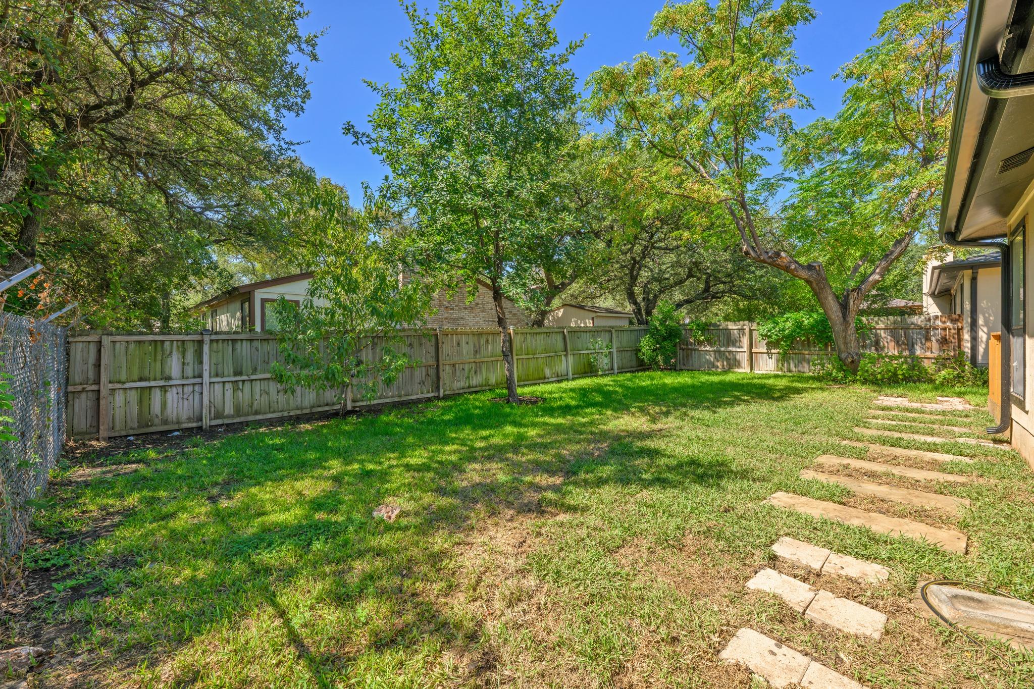 11805 Bell Ave #b Property Photo 29