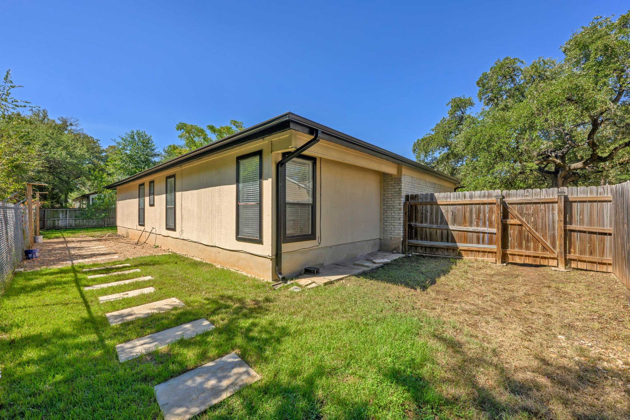 11805 Bell Ave #b Property Photo 30
