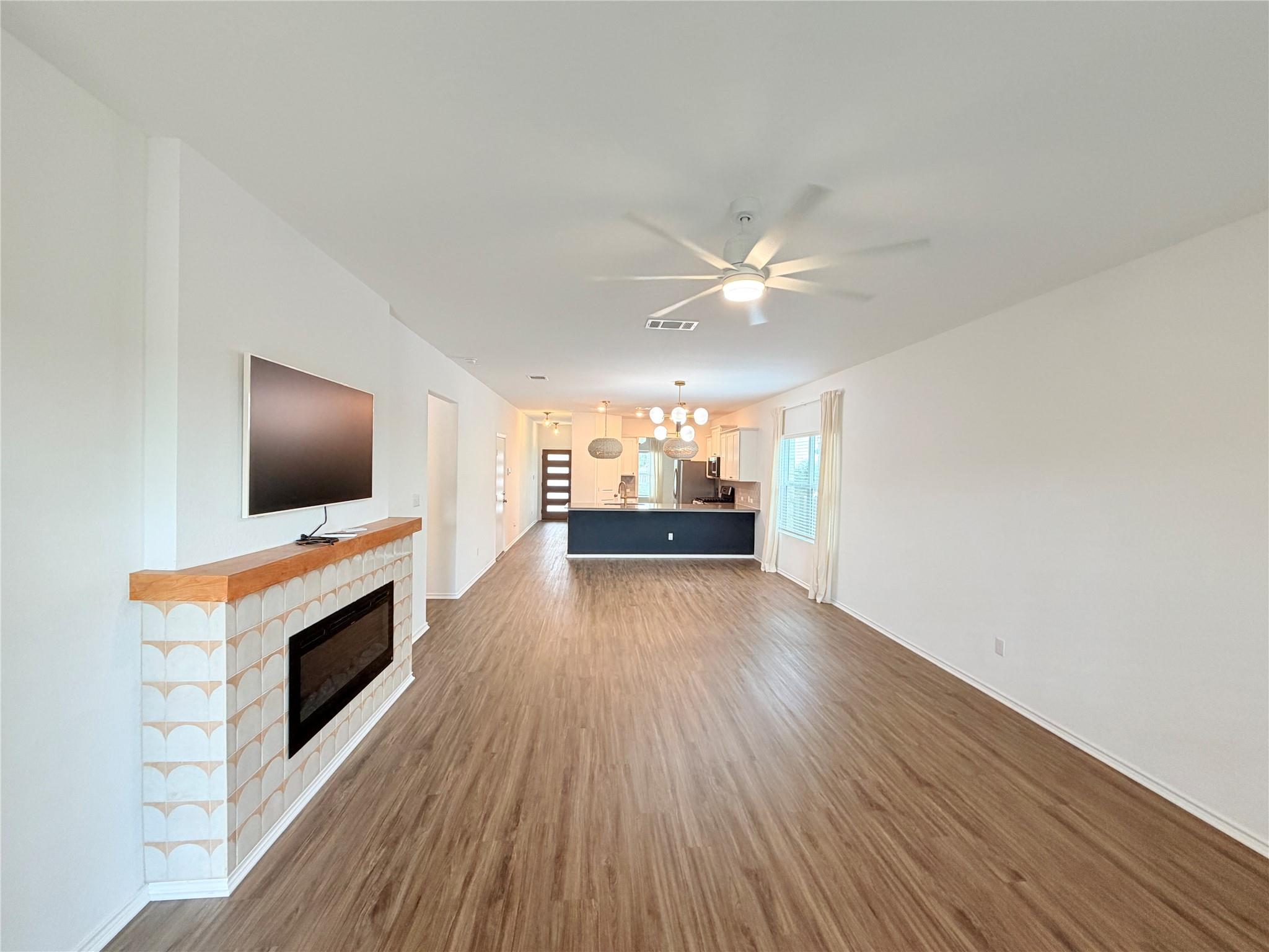 928 Legends Ln Property Photo 2