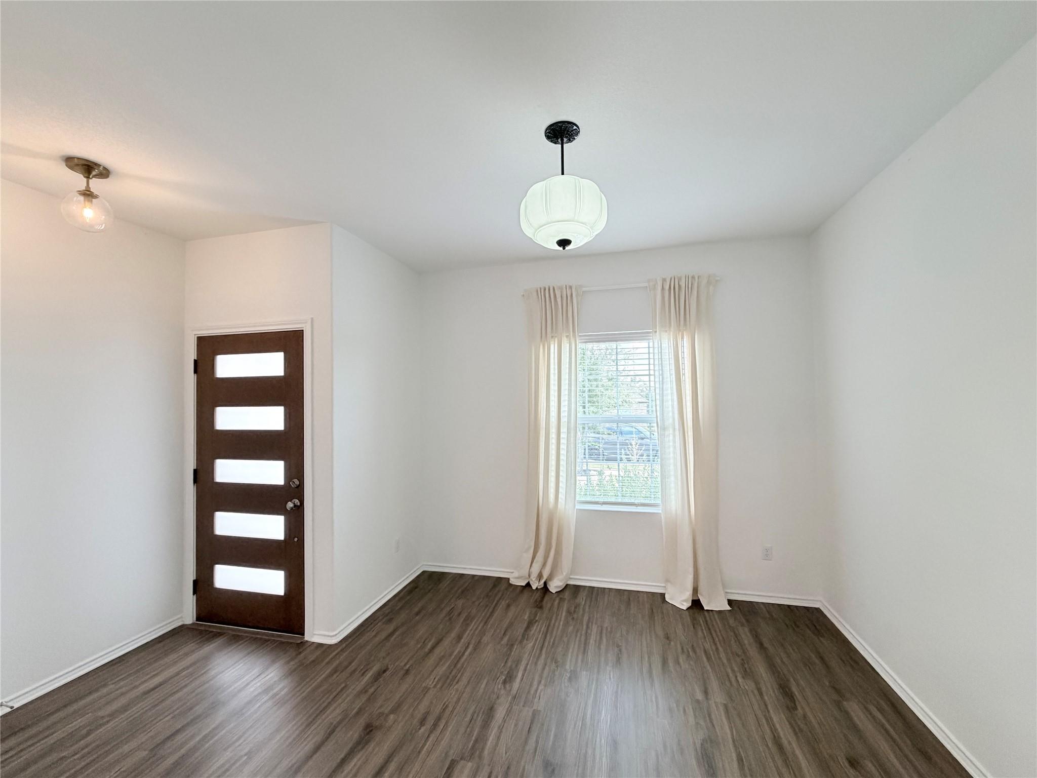 928 Legends Ln Property Photo 14