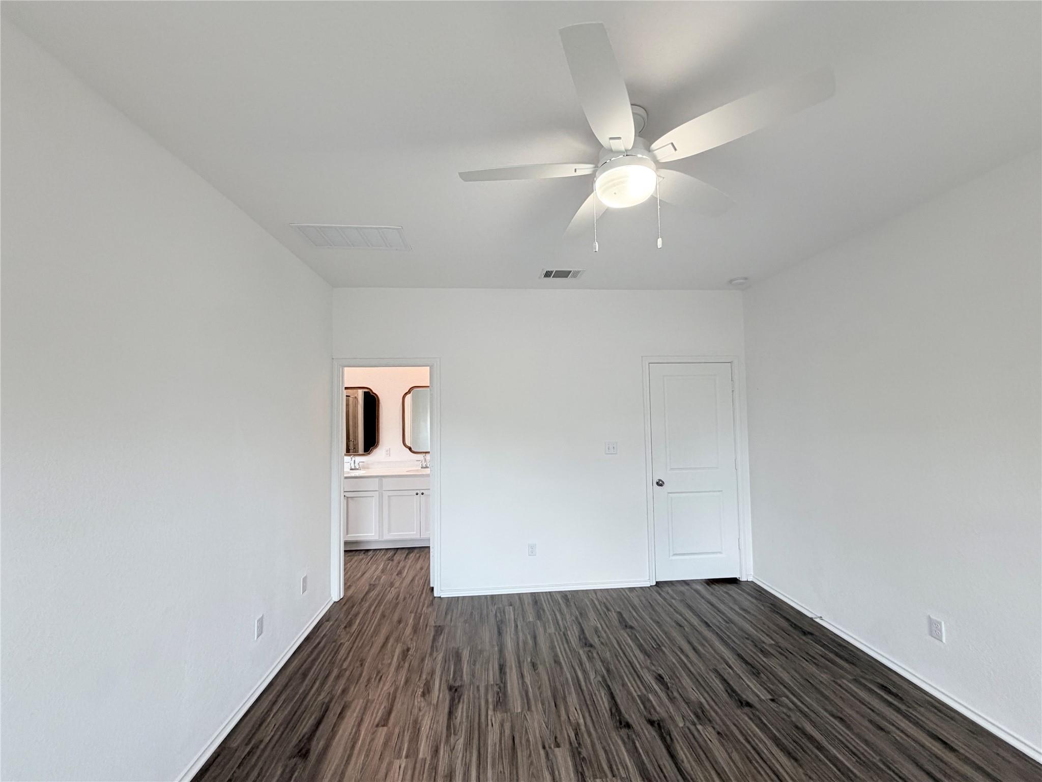928 Legends Ln Property Photo 18