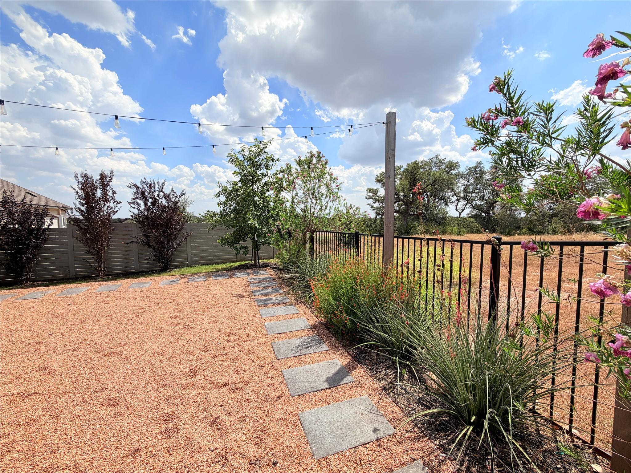 928 Legends Ln Property Photo 38