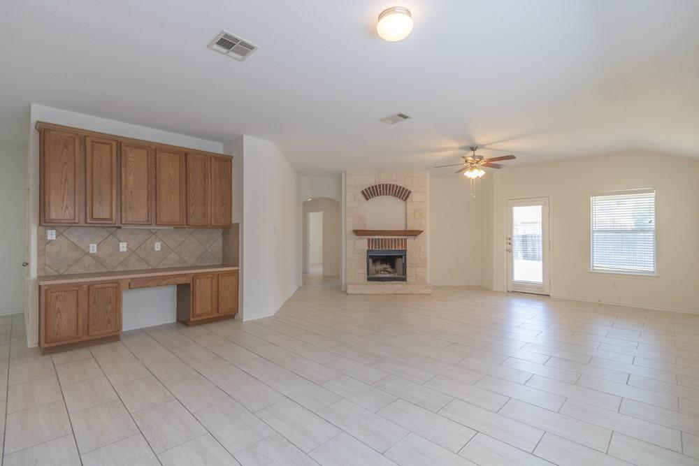 18745 Candace Loop Property Photo 4
