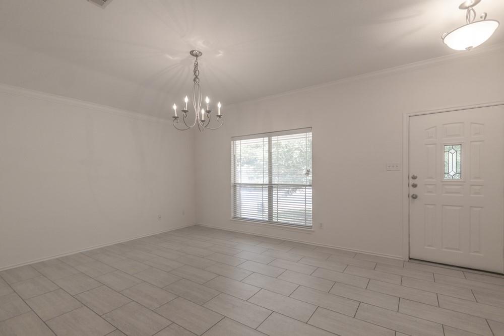 18745 Candace Loop Property Photo 6