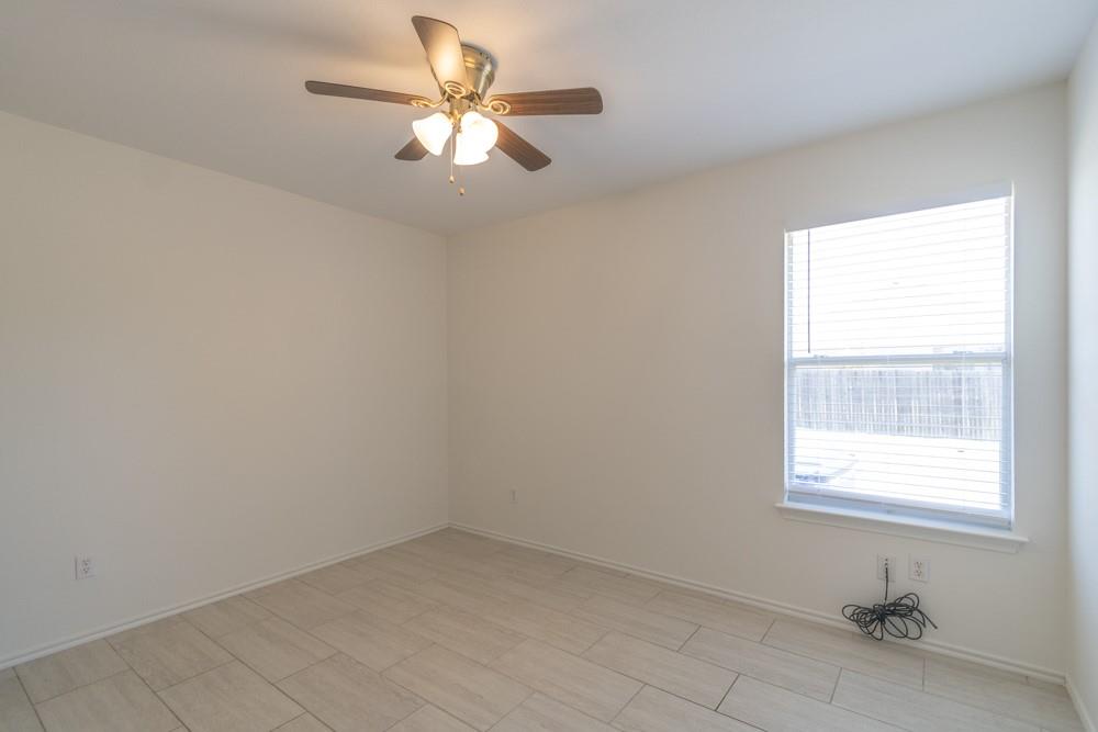 18745 Candace Loop Property Photo 17