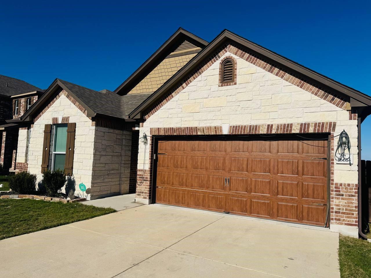 16614 Brogan Ln Property Photo
