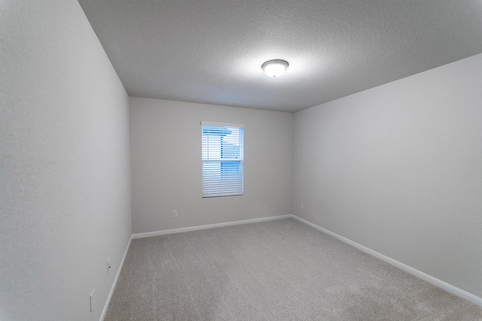 224 Villars Dr Property Photo 13