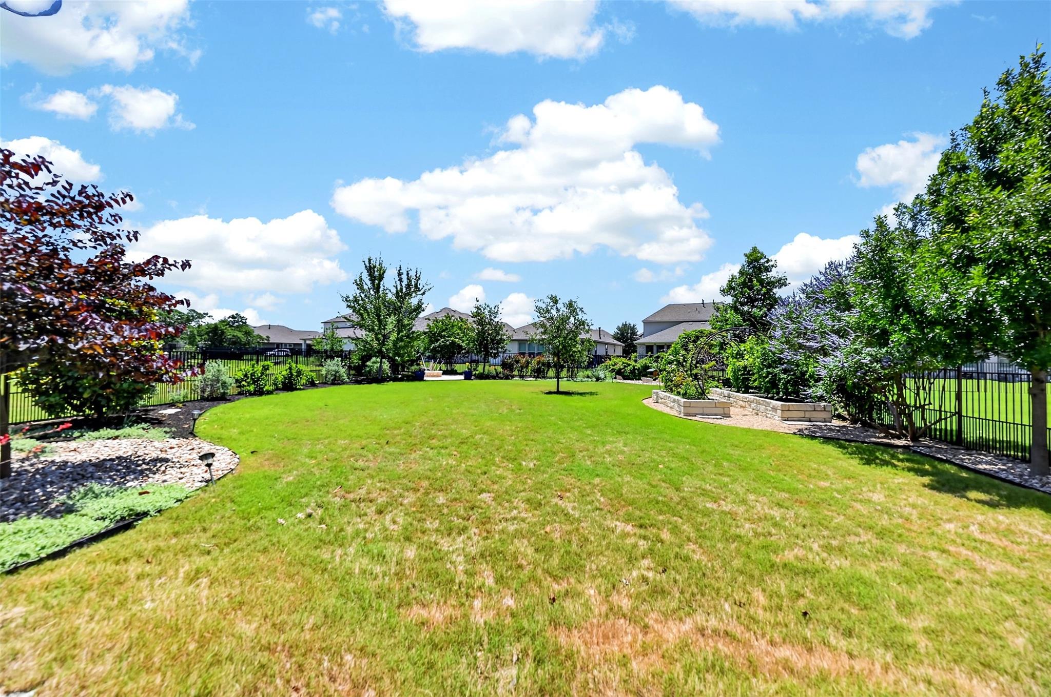 1201 Positano Pass Property Photo 33