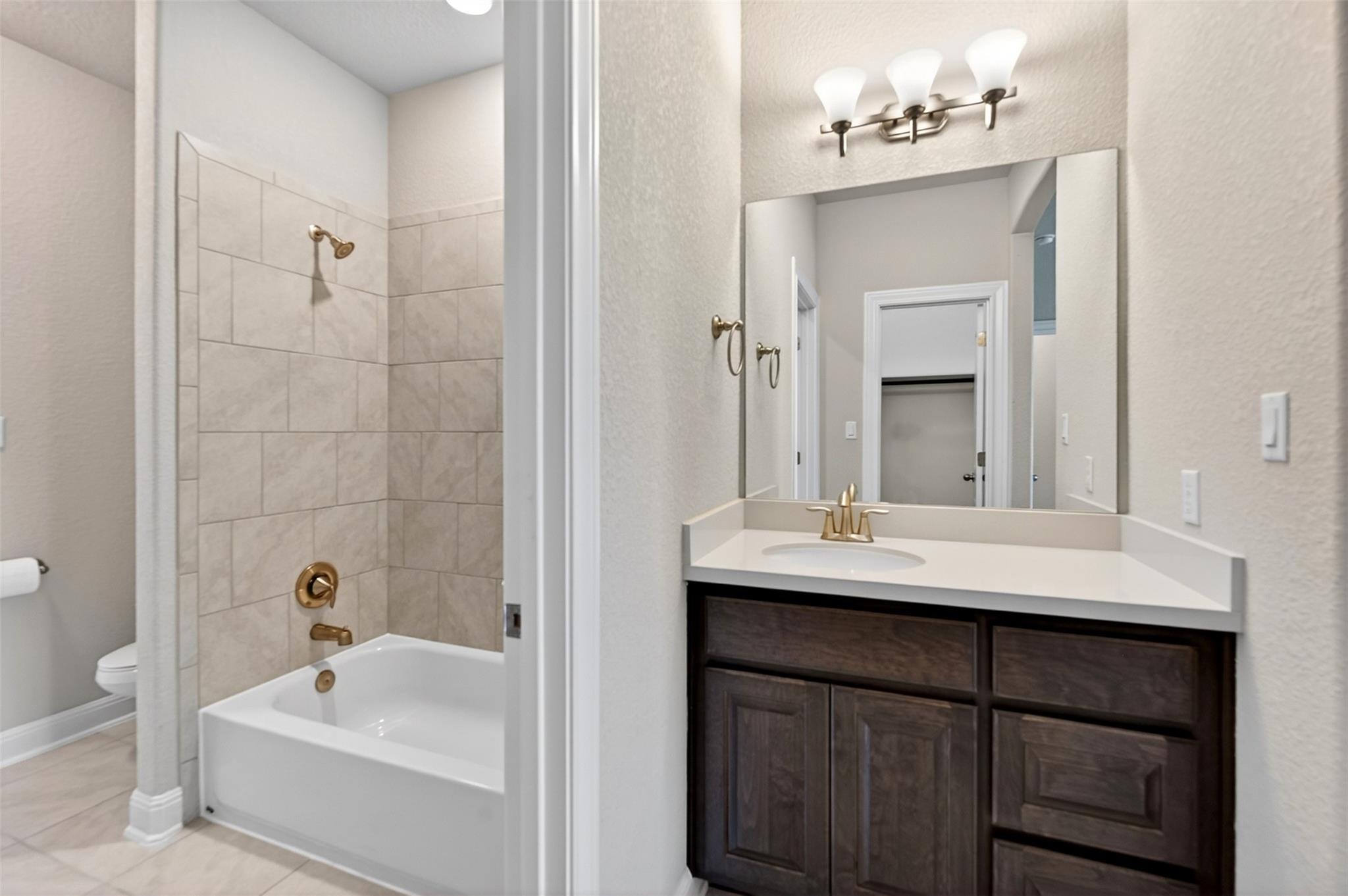 1201 Positano Pass Property Photo 38