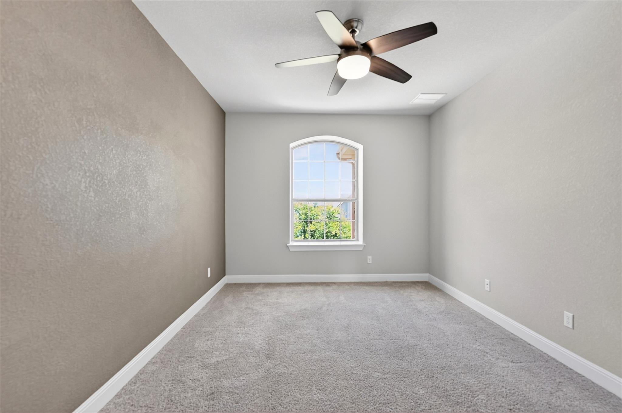 1201 Positano Pass Property Photo 39