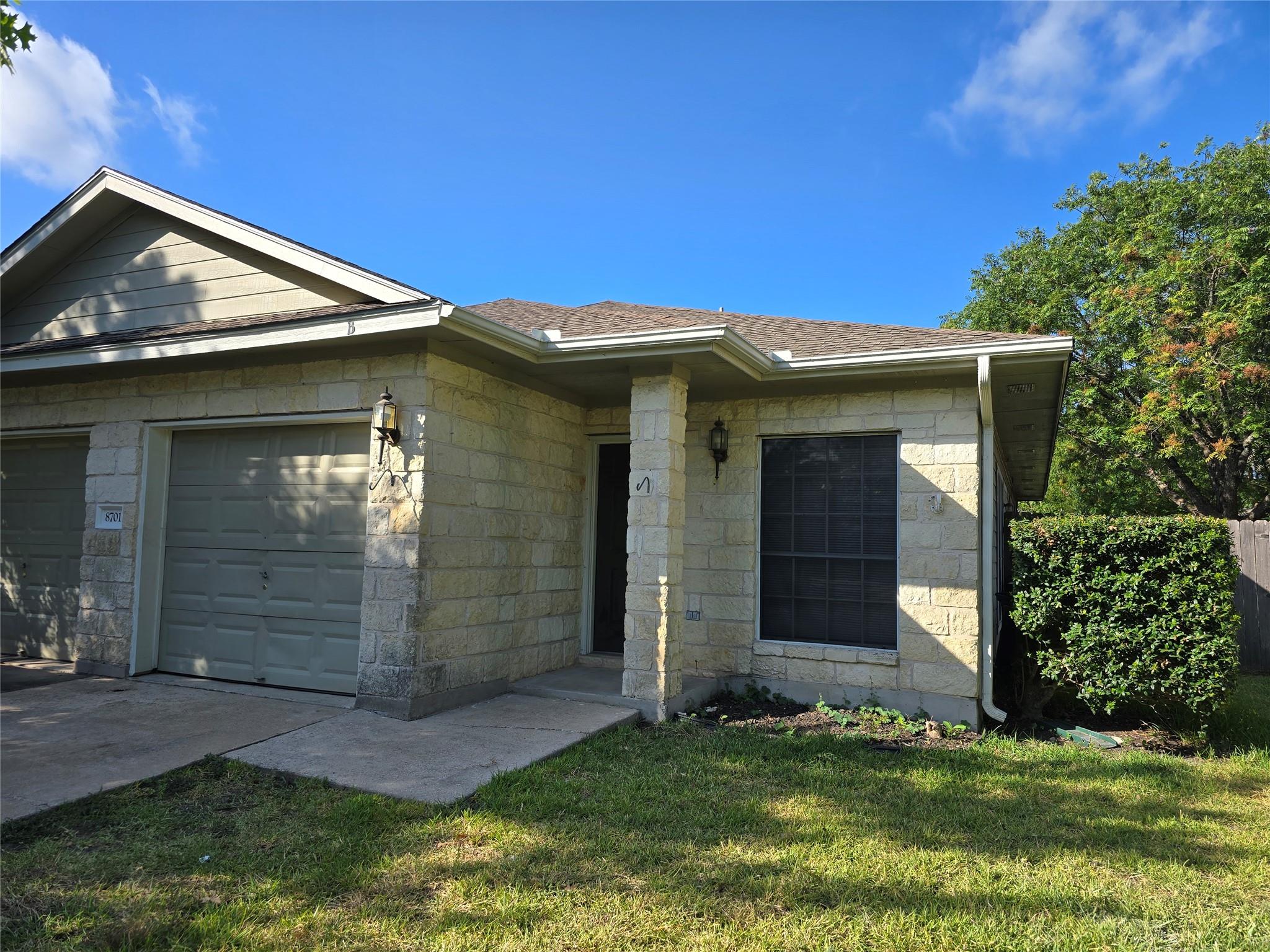 8701 Weiser Dr #B Property Photo 1
