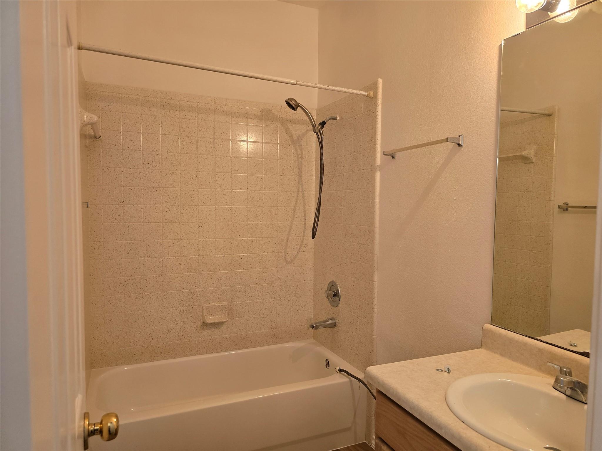8701 Weiser Dr #b Property Photo 25