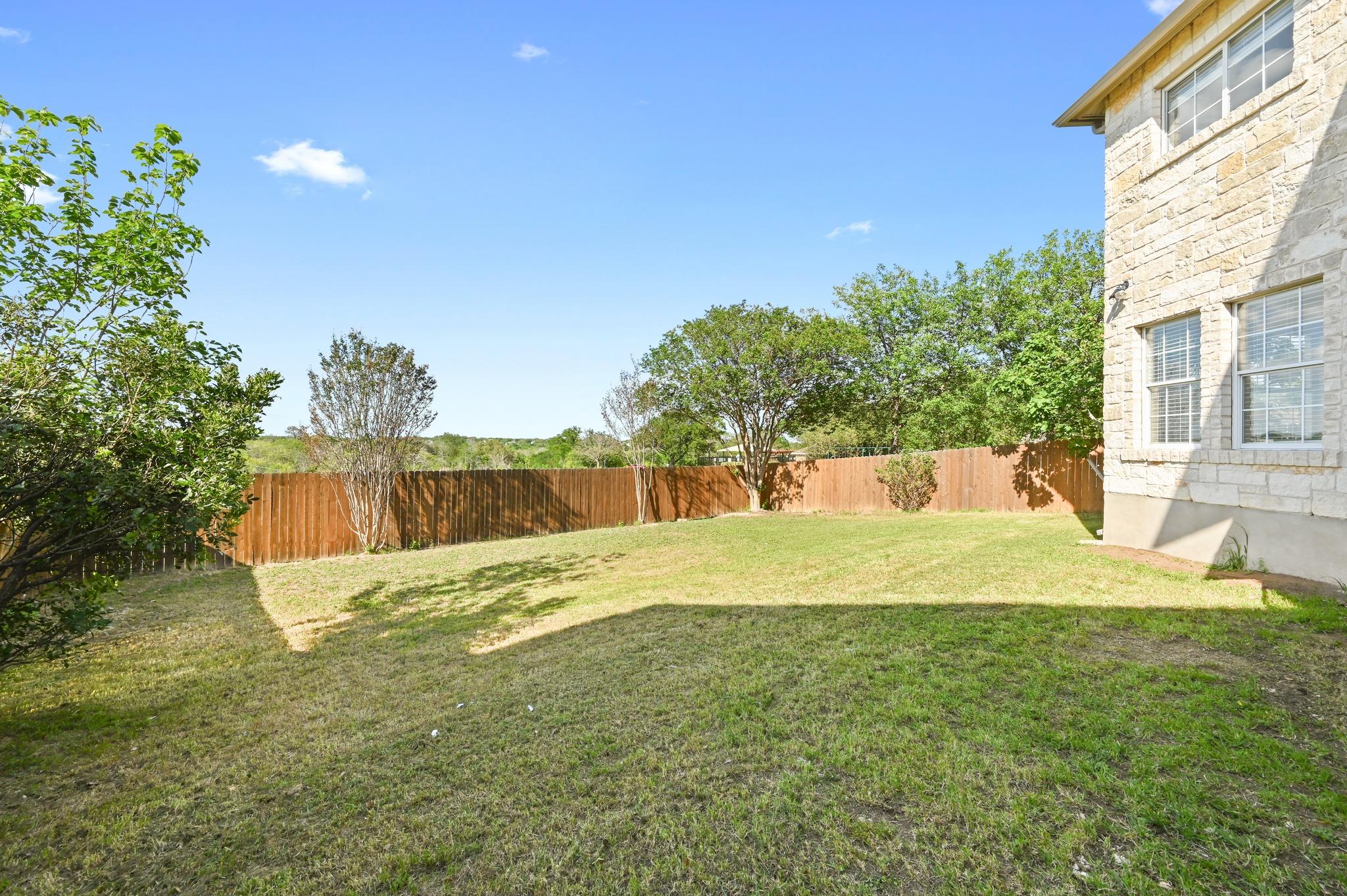 2412 Regal Park Ln Property Photo 33