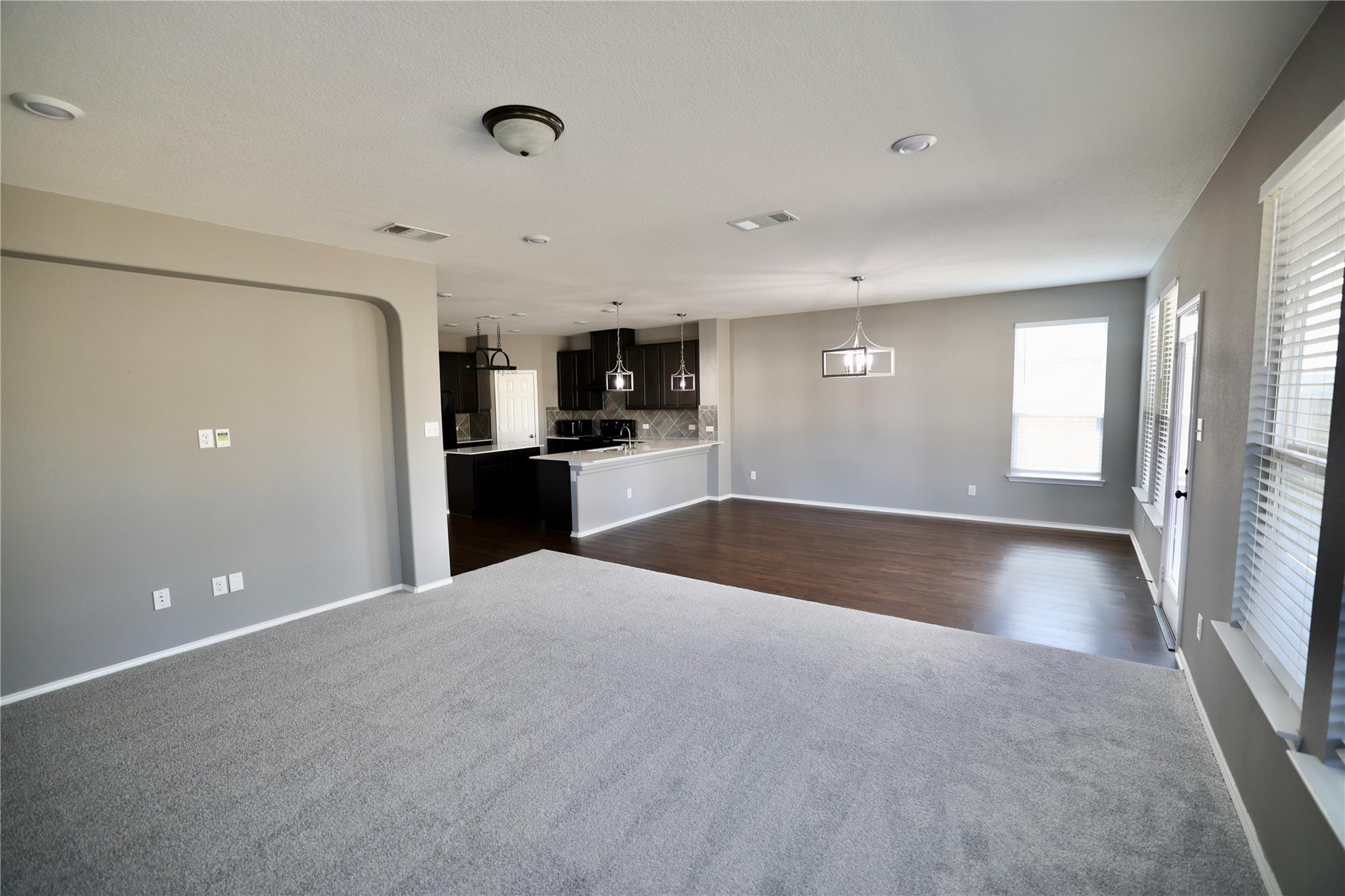 13924 Inaugural St Property Photo 2