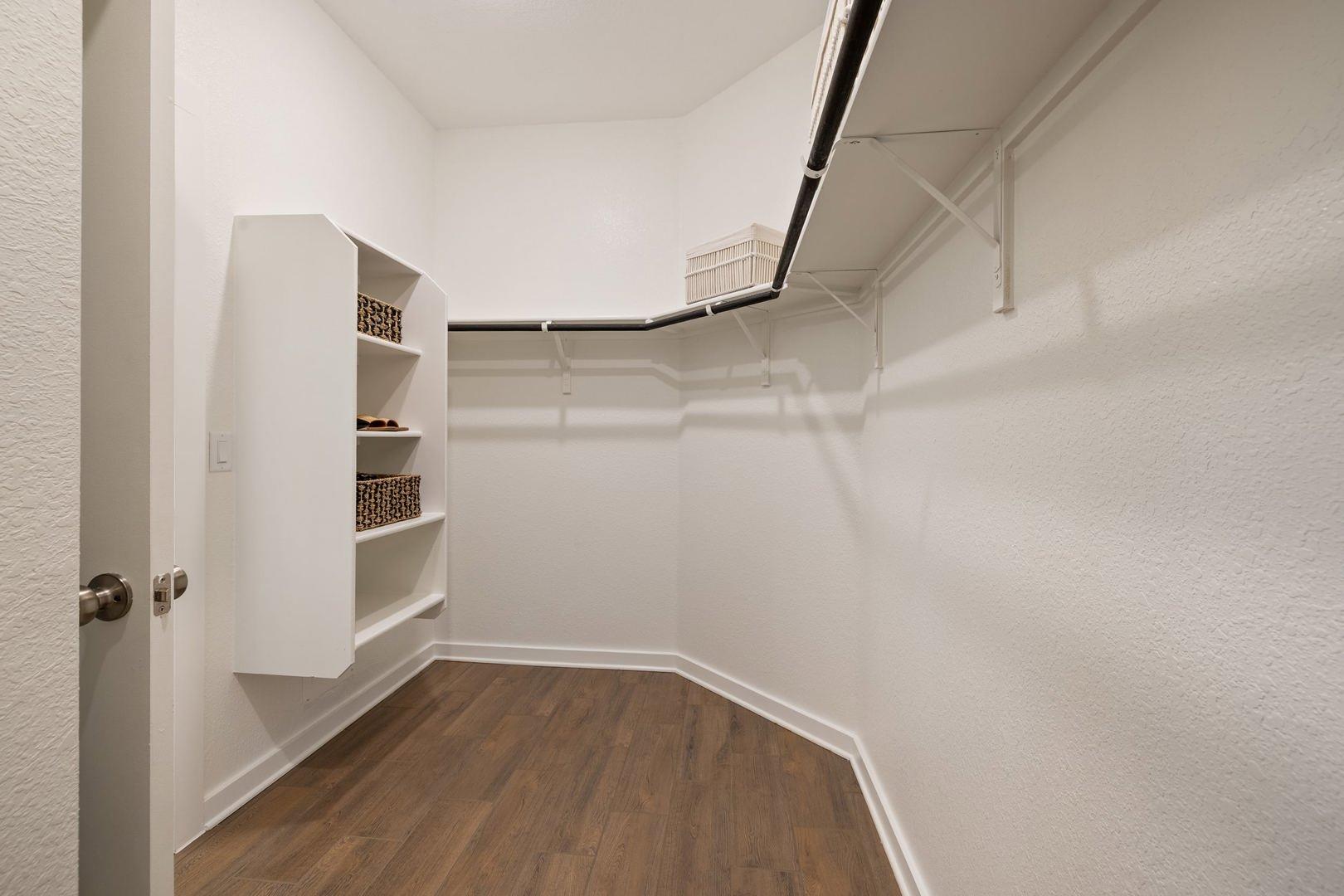 4702 Native Pearl None Property Photo 8