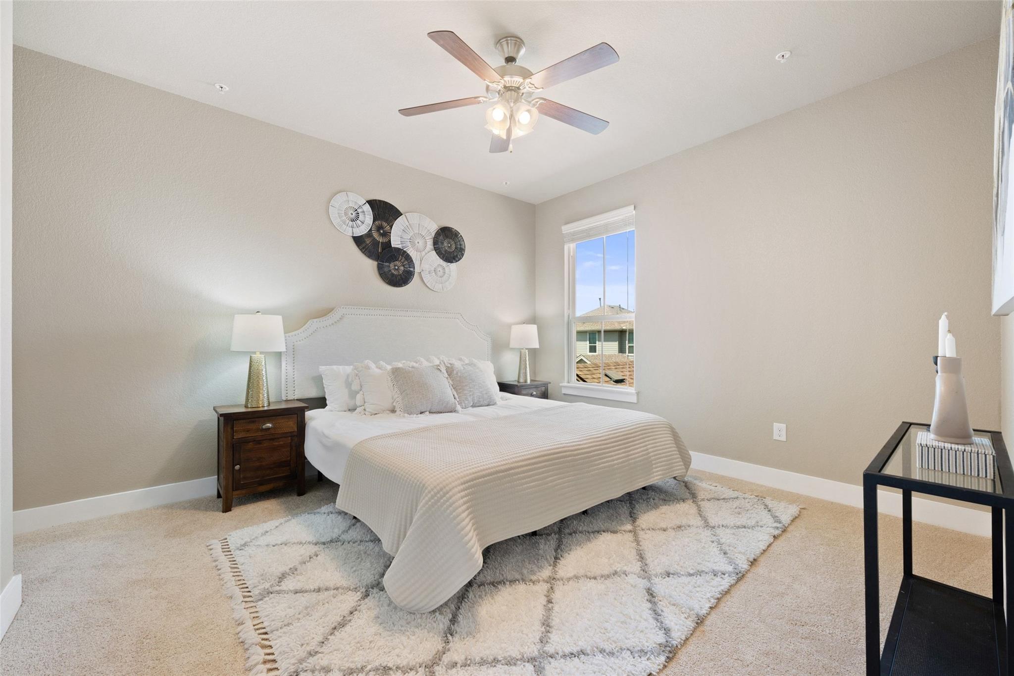 7704 Easy Wind Dr Property Photo 10