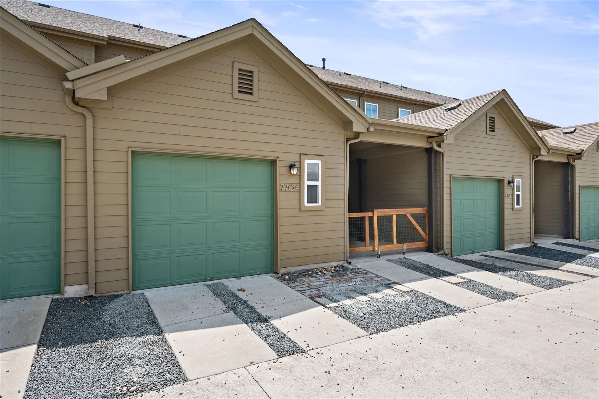 7704 Easy Wind Dr Property Photo 40