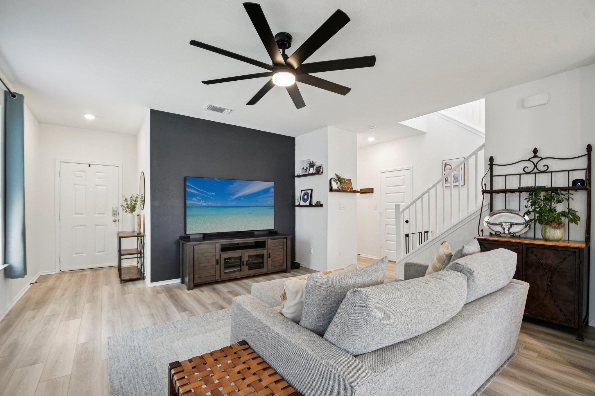 1017 Cowberry Dr Property Photo 2