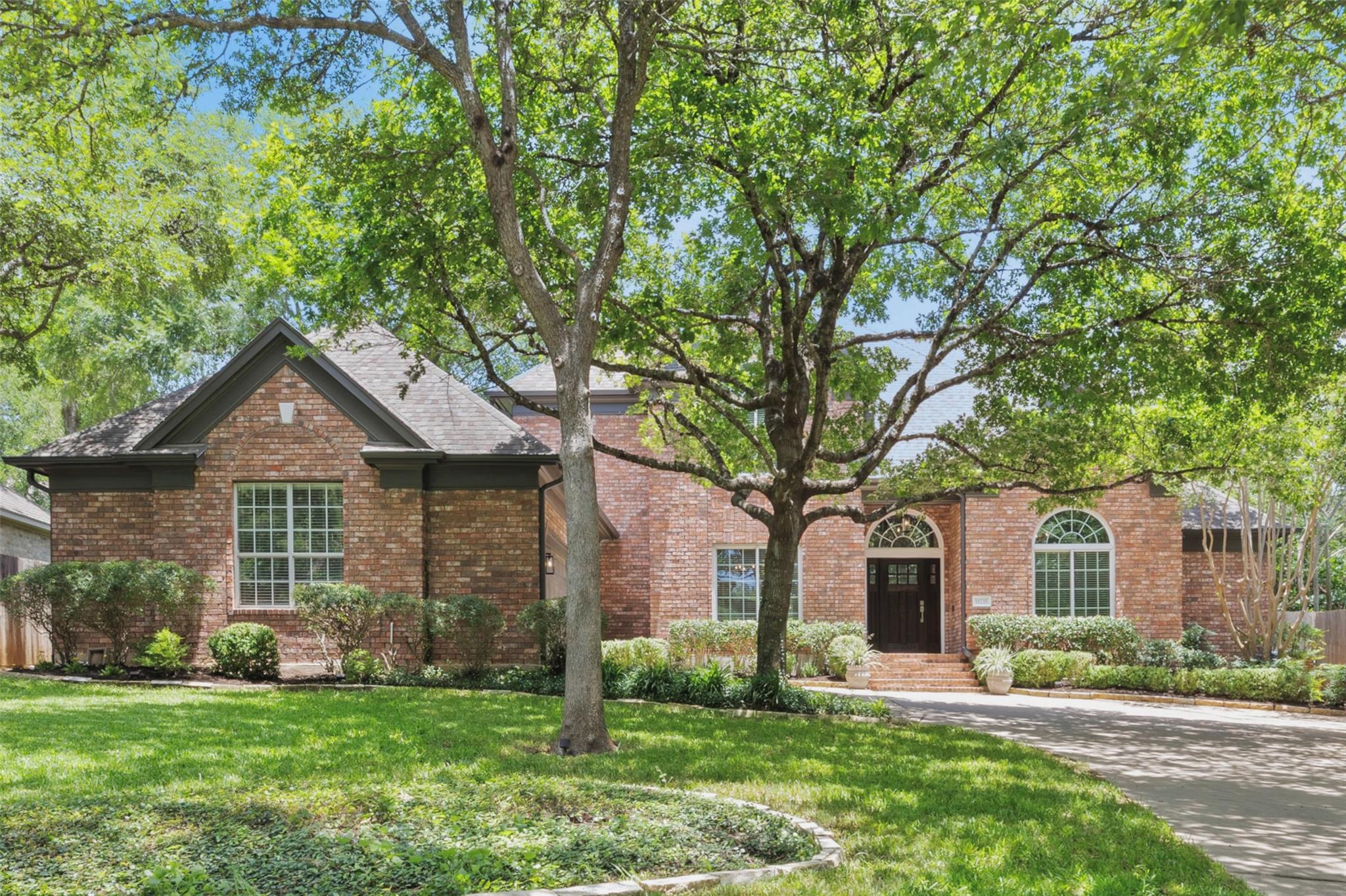 11235 Tracton Ln Property Photo 1
