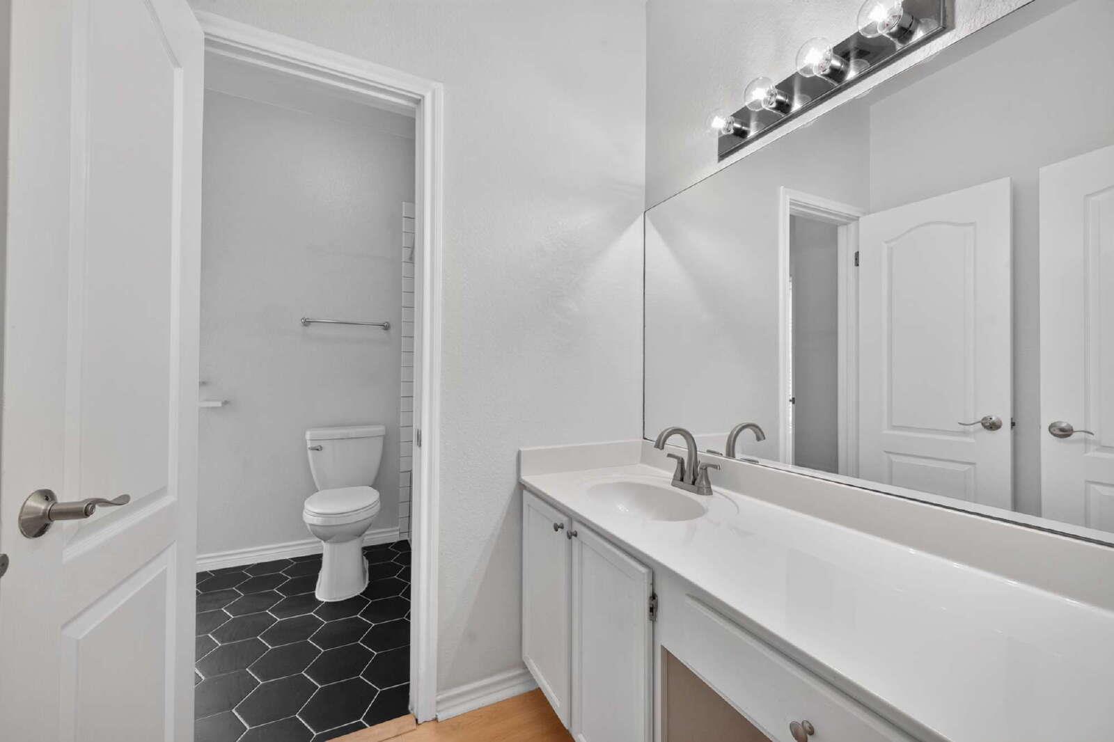 8109 Ganttcrest Dr Property Photo 19