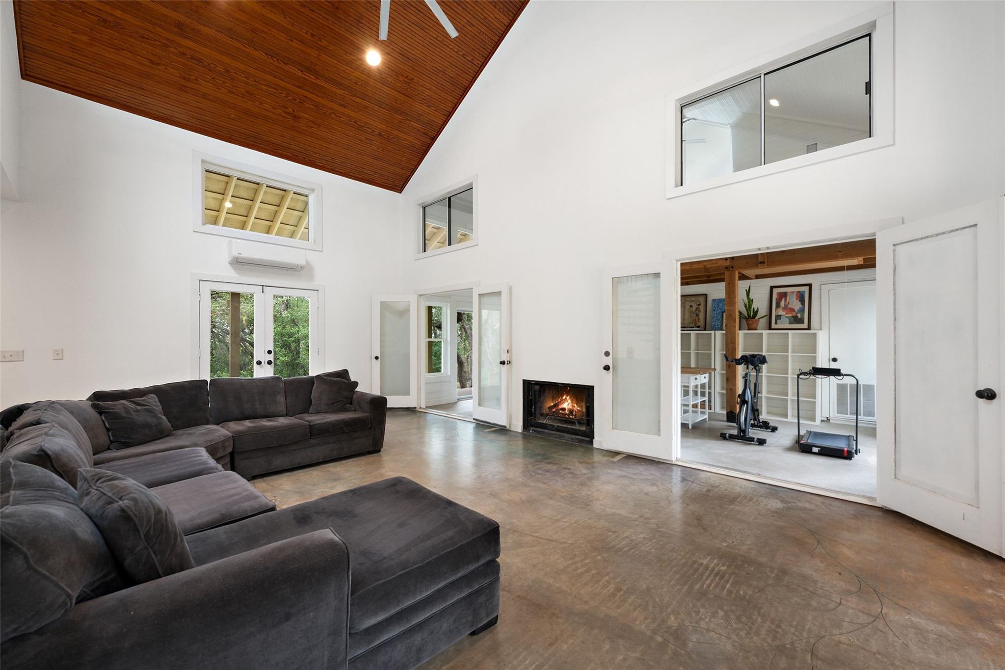 7705 Mowinkle Cv Property Photo 8