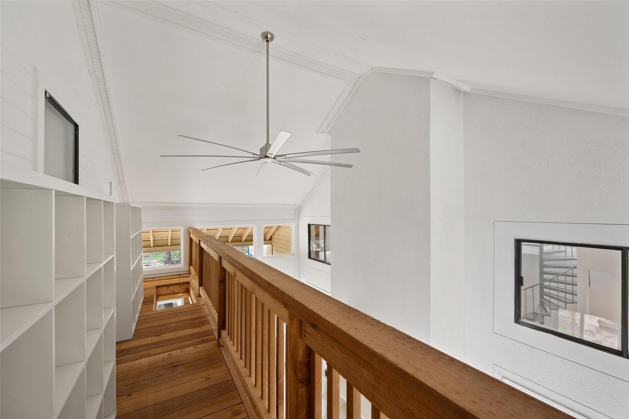 7705 Mowinkle Cv Property Photo 12