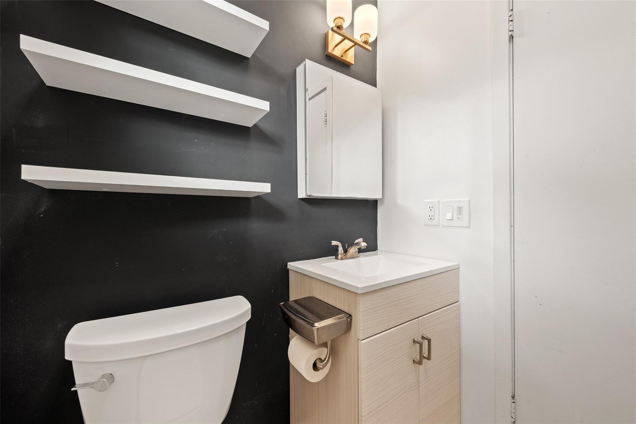 7705 Mowinkle Cv Property Photo 32