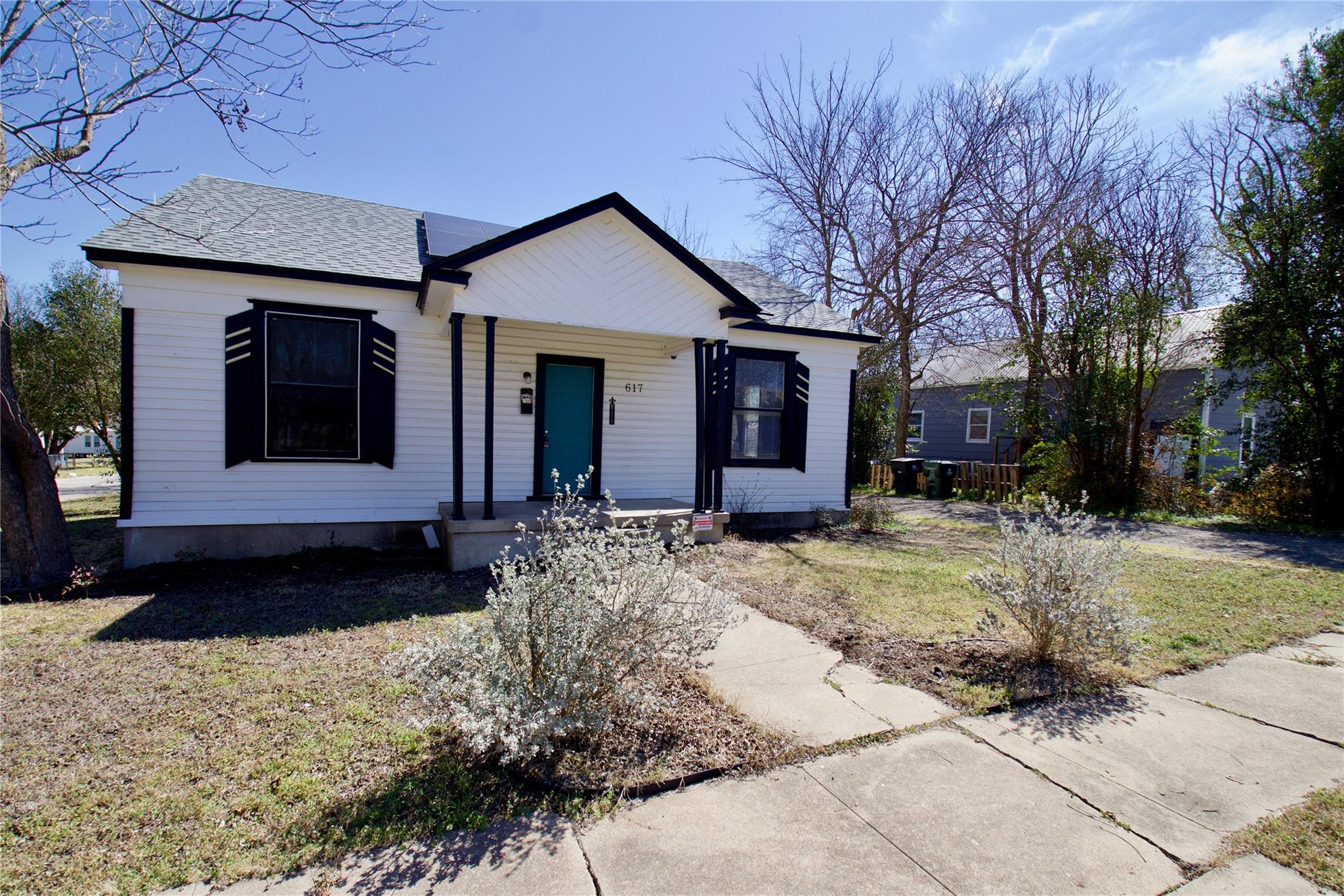 617 N 6th St Property Photo