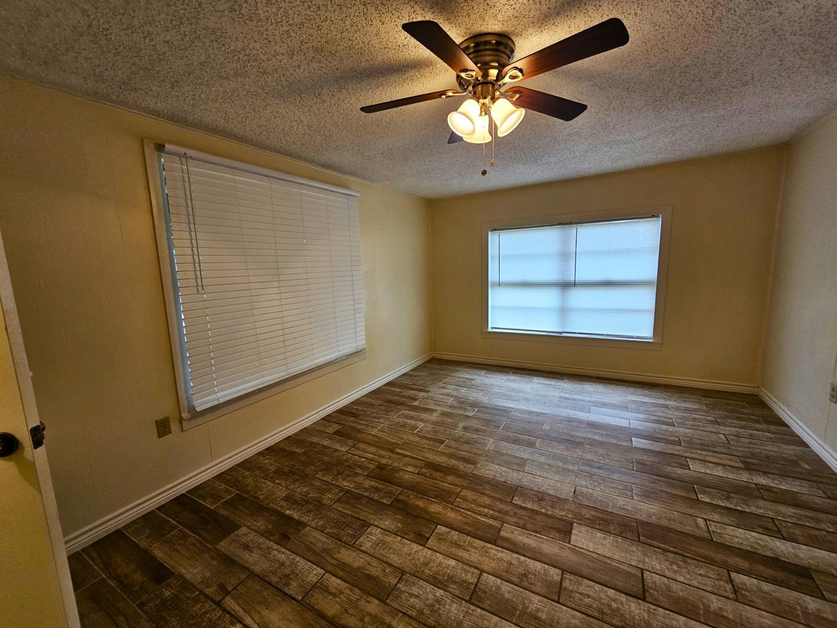 214 Bluebonnet Rdg Property Photo 10
