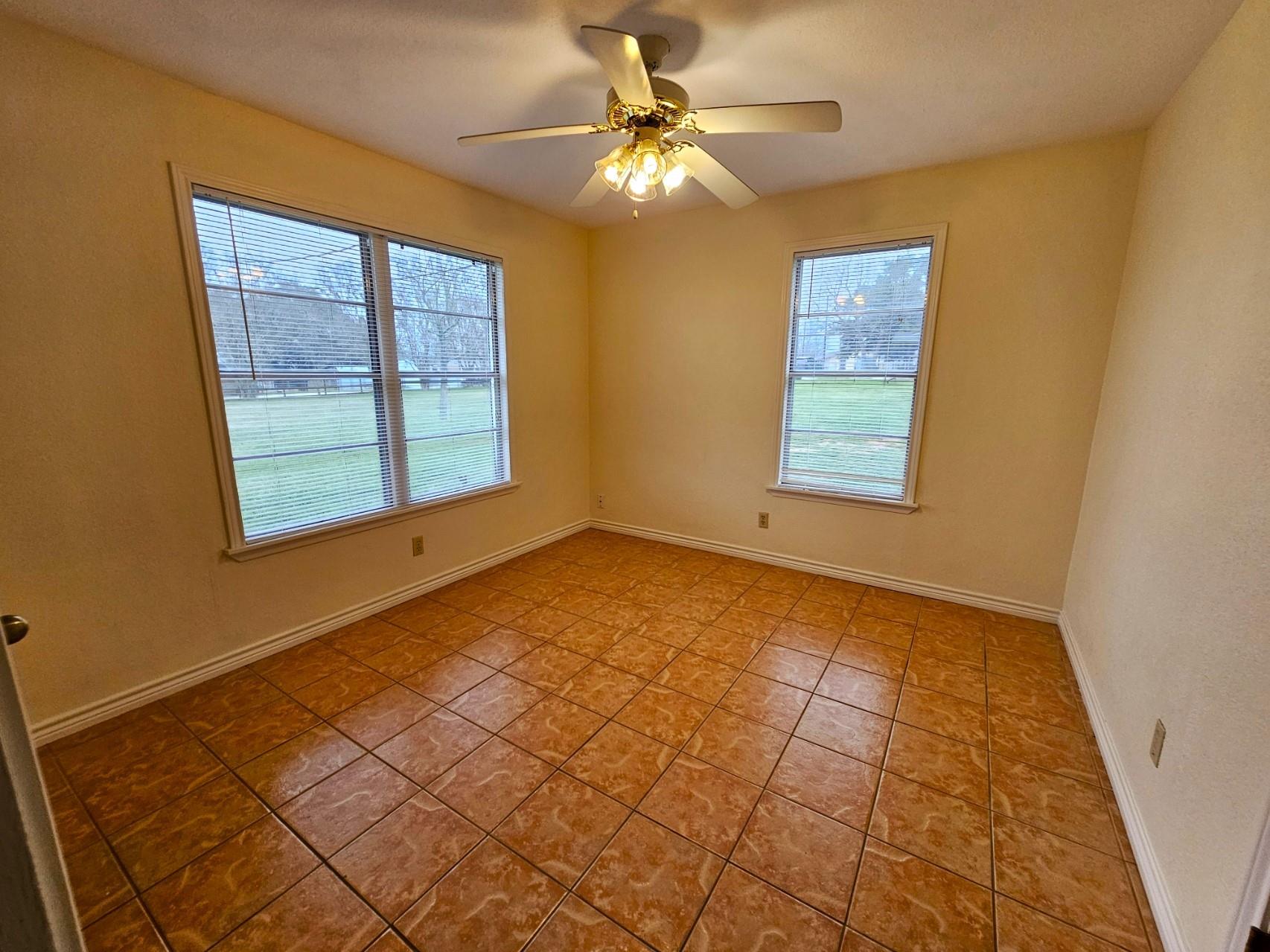 214 Bluebonnet Rdg Property Photo 19