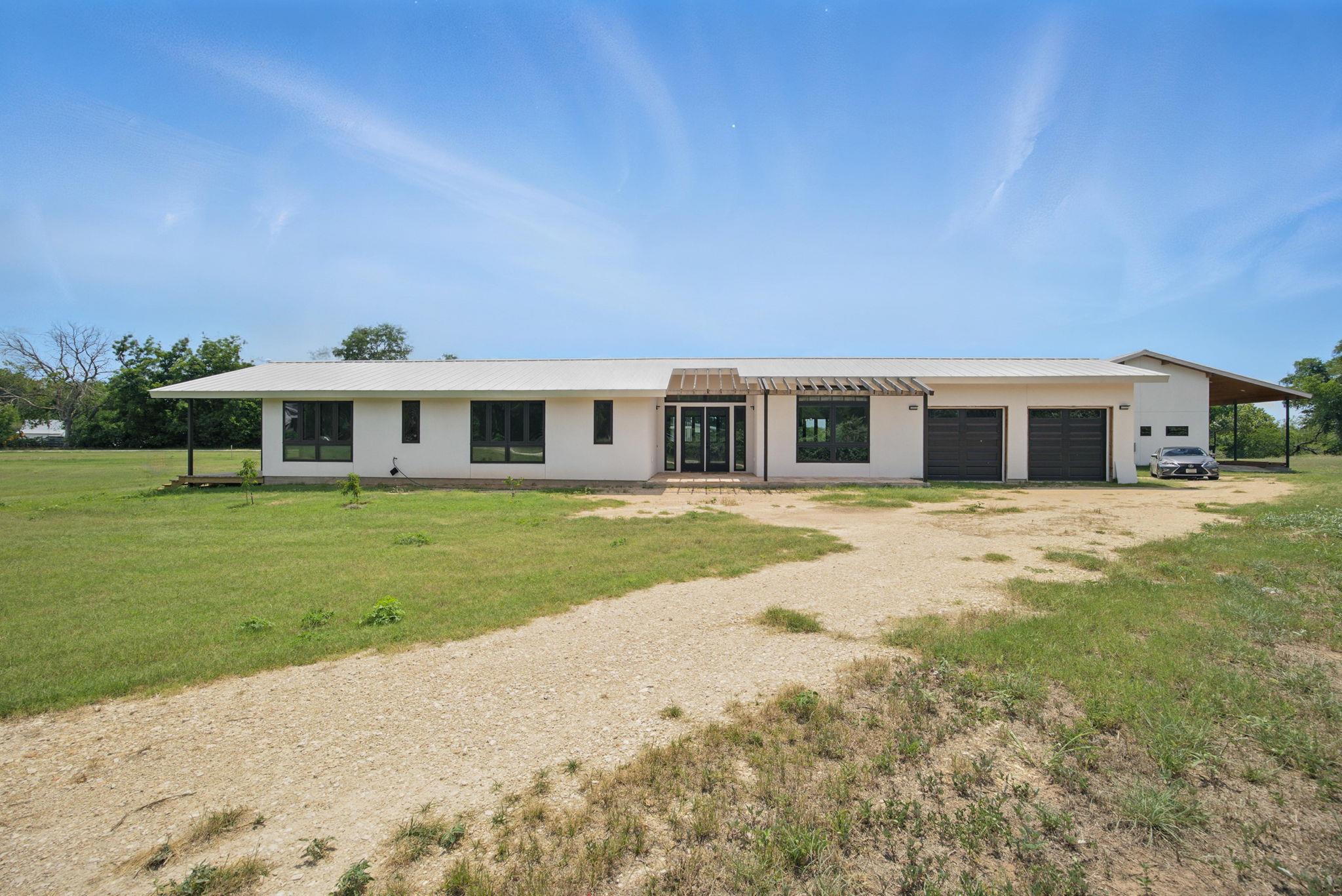 1800 Man O War Dr Property Photo 37