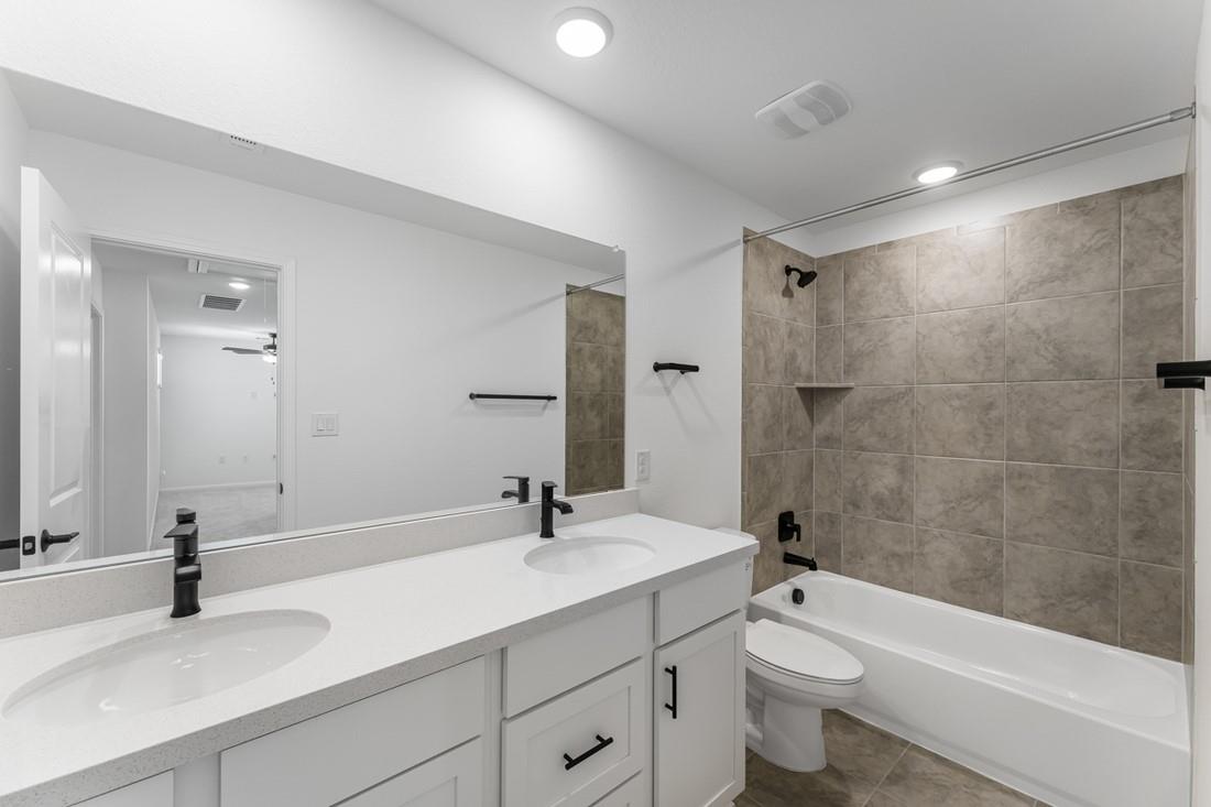 15603 Treme Ct Property Photo 14