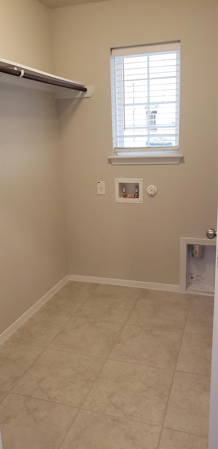 5612 Respinto Dr Property Photo 6