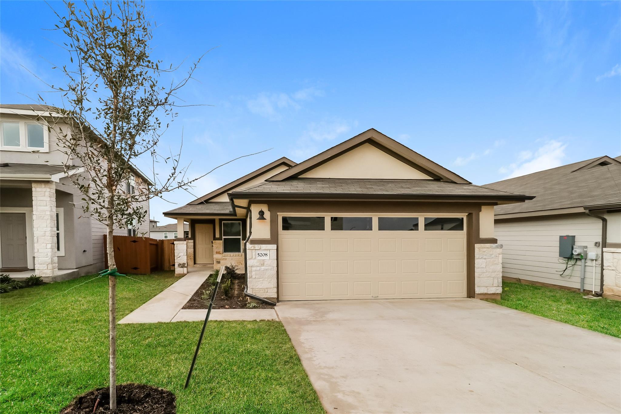 5208 Saddle Club Dr Property Photo 1