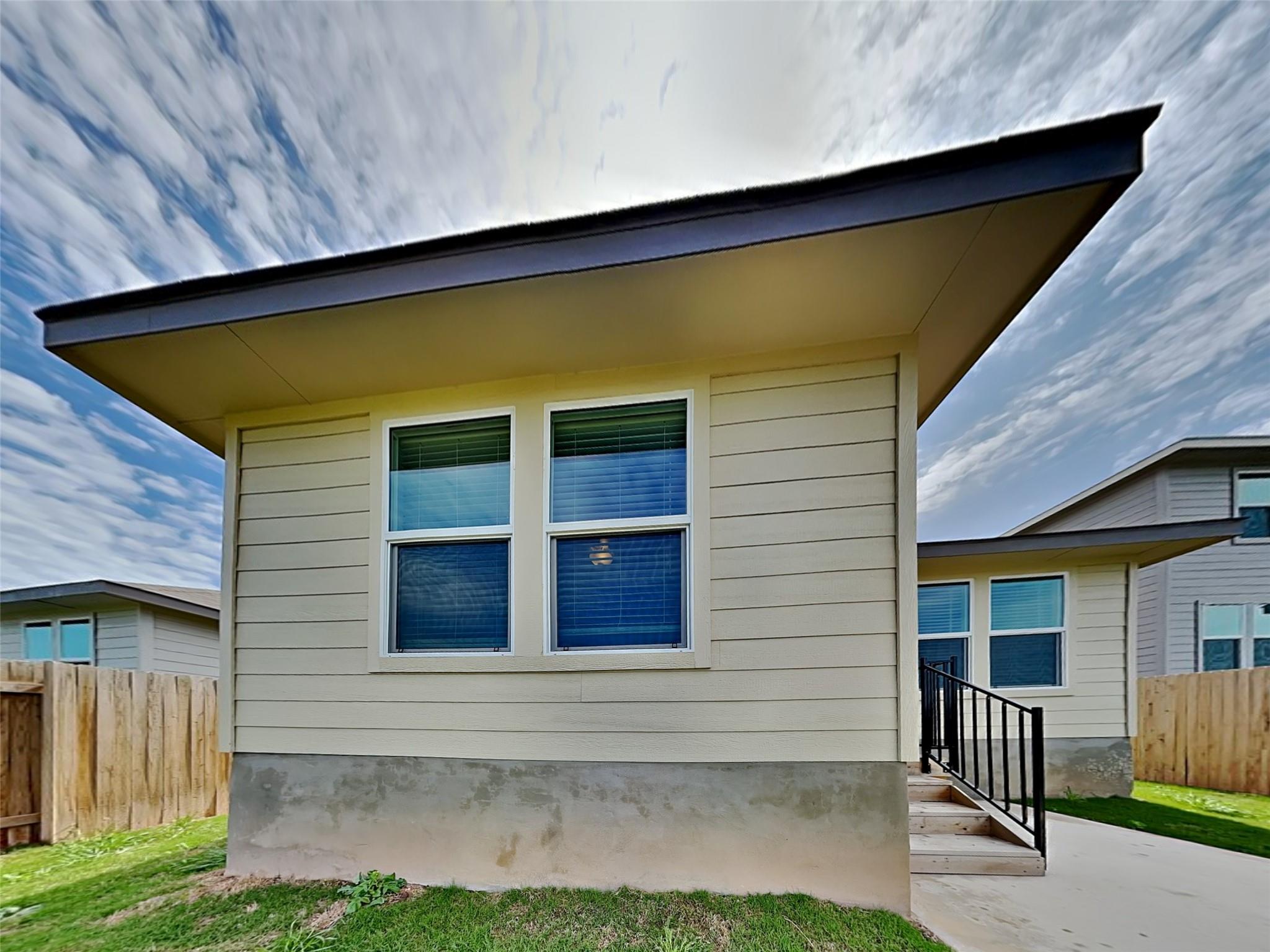 5208 Saddle Club Dr Property Photo 15