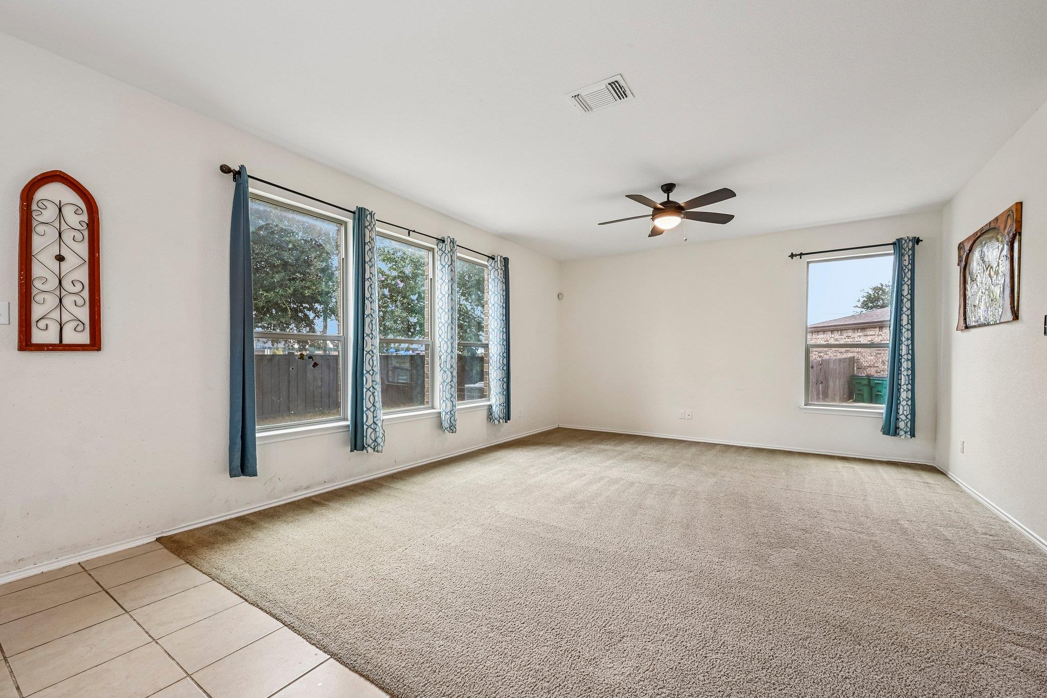 4002 Kings Canyon Dr Property Photo 9