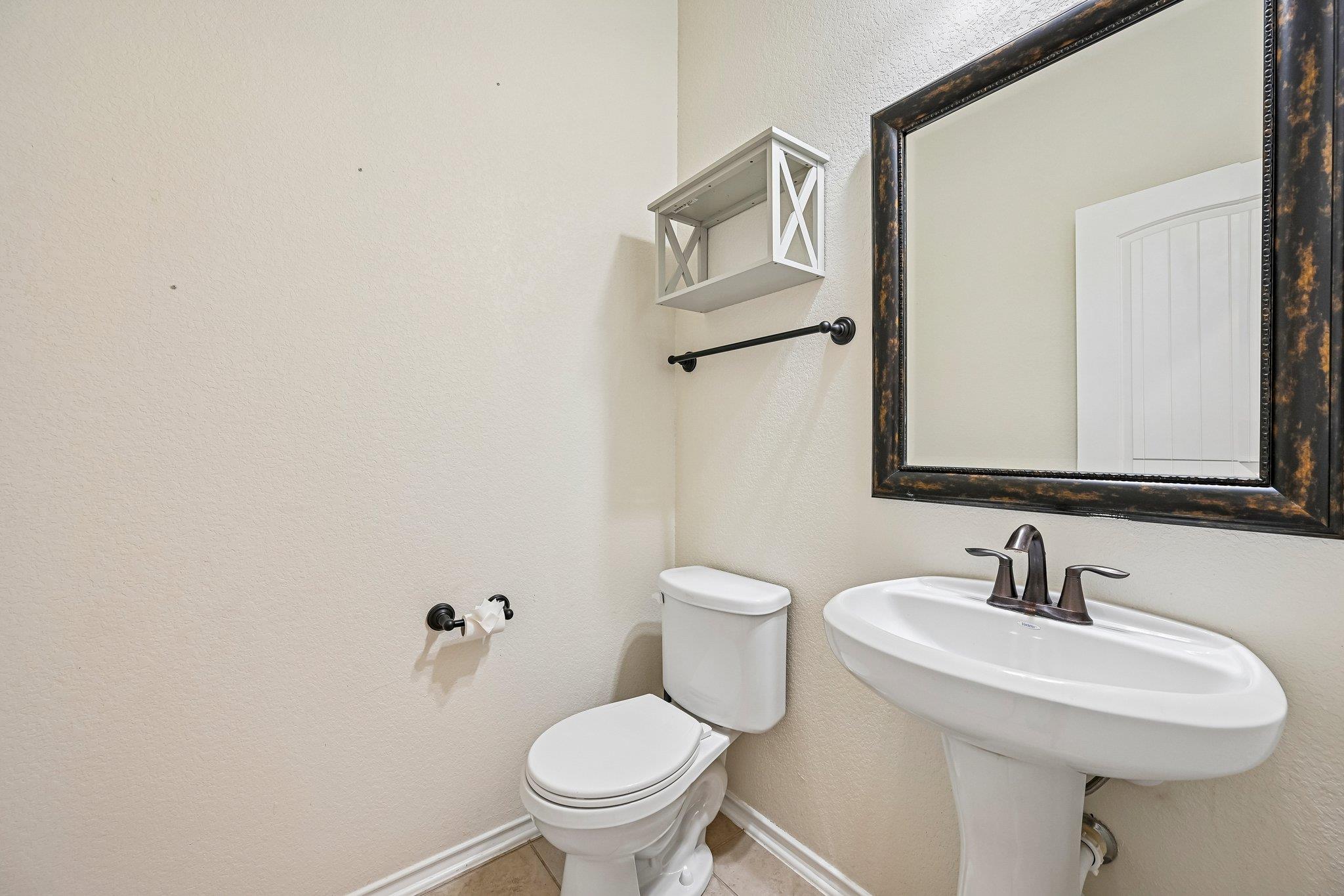 4002 Kings Canyon Dr Property Photo 20