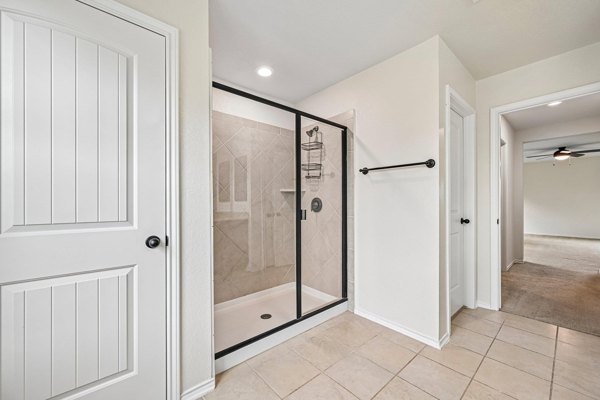 4002 Kings Canyon Dr Property Photo 33