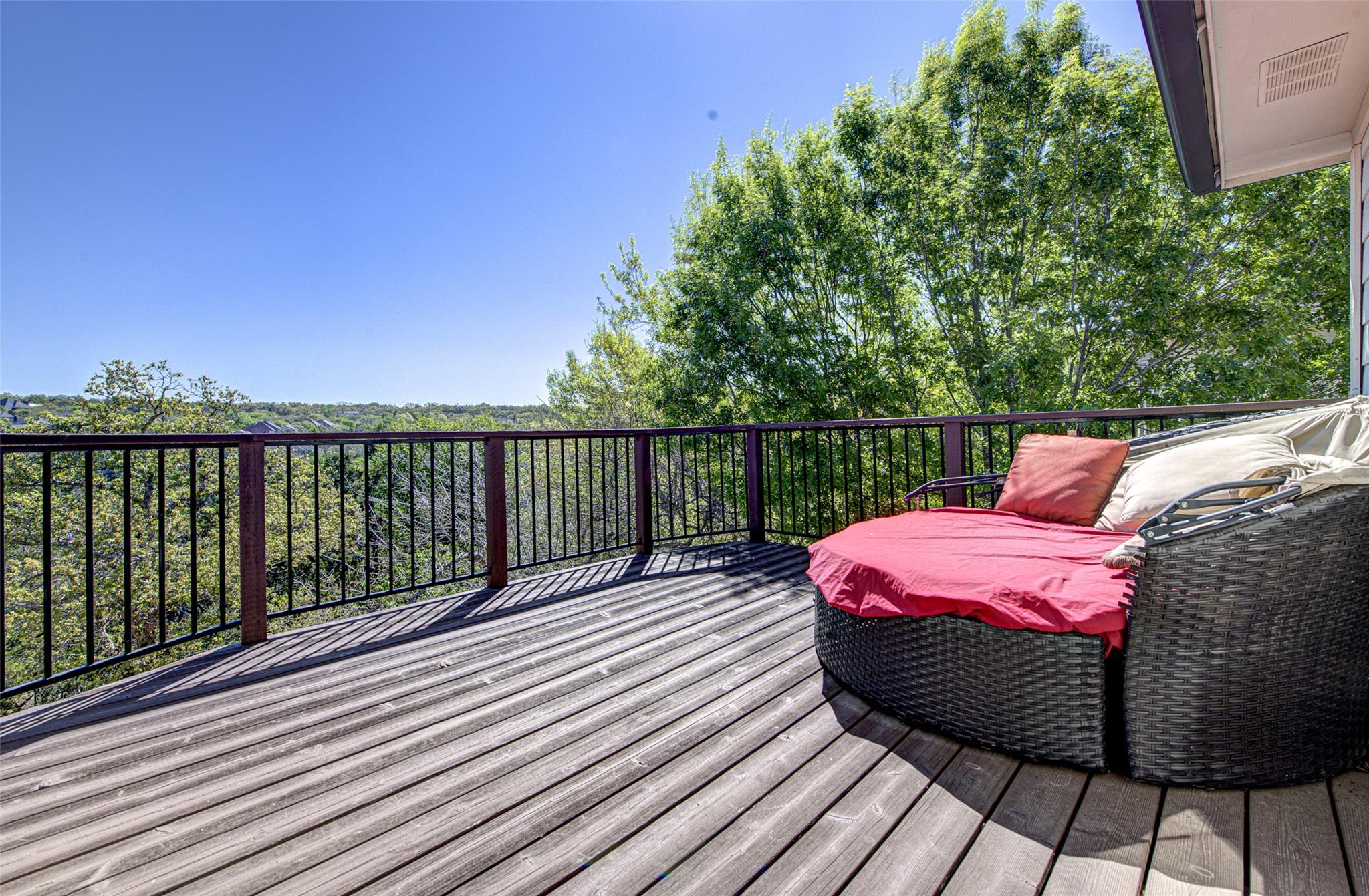 10740 Bramblecrest Dr Property Photo 15