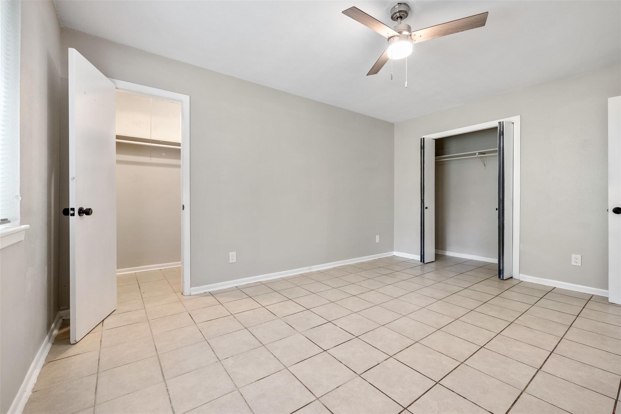 106 Oertli Ln #a & B Property Photo 13