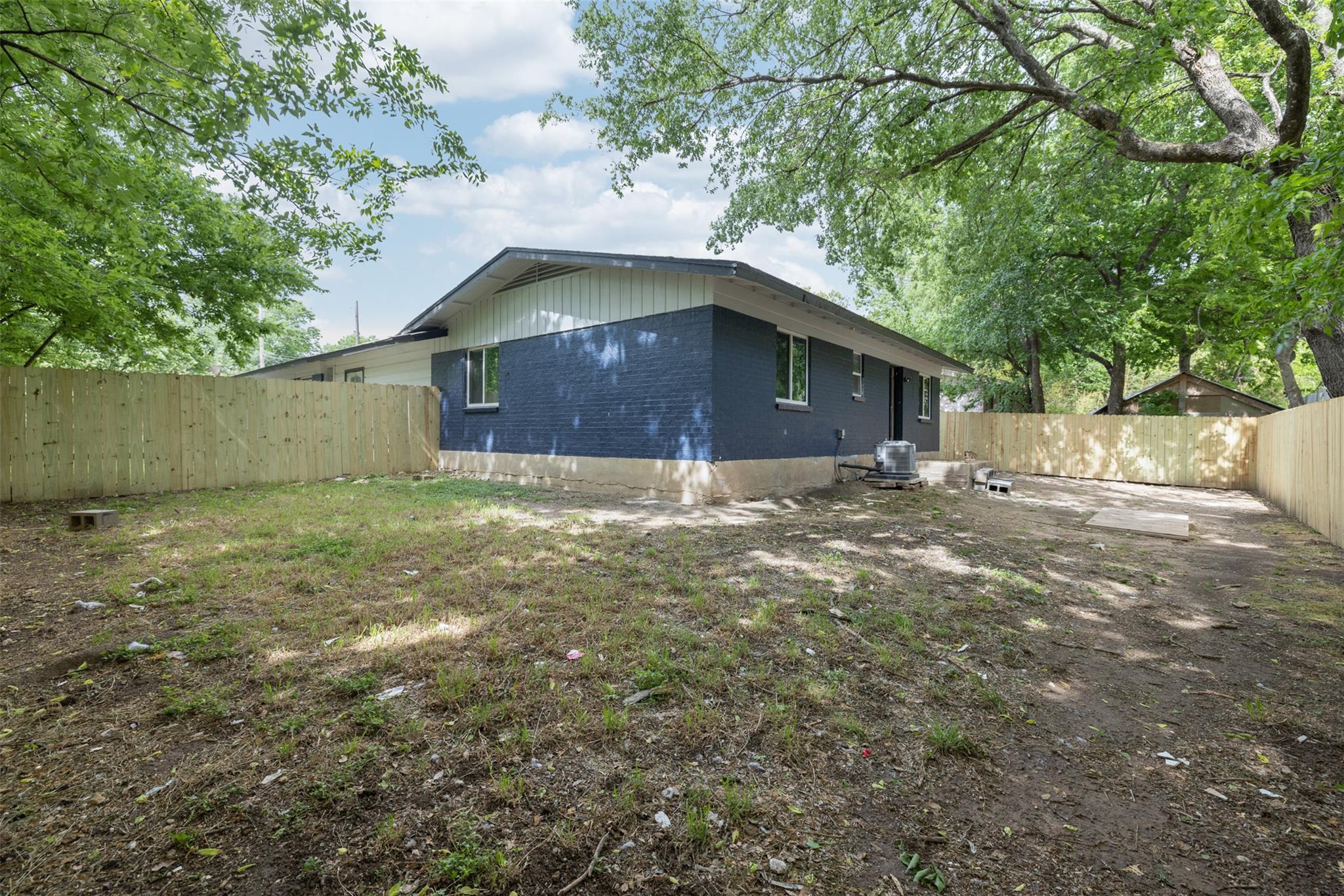 106 Oertli Ln A & B Property Photo 15