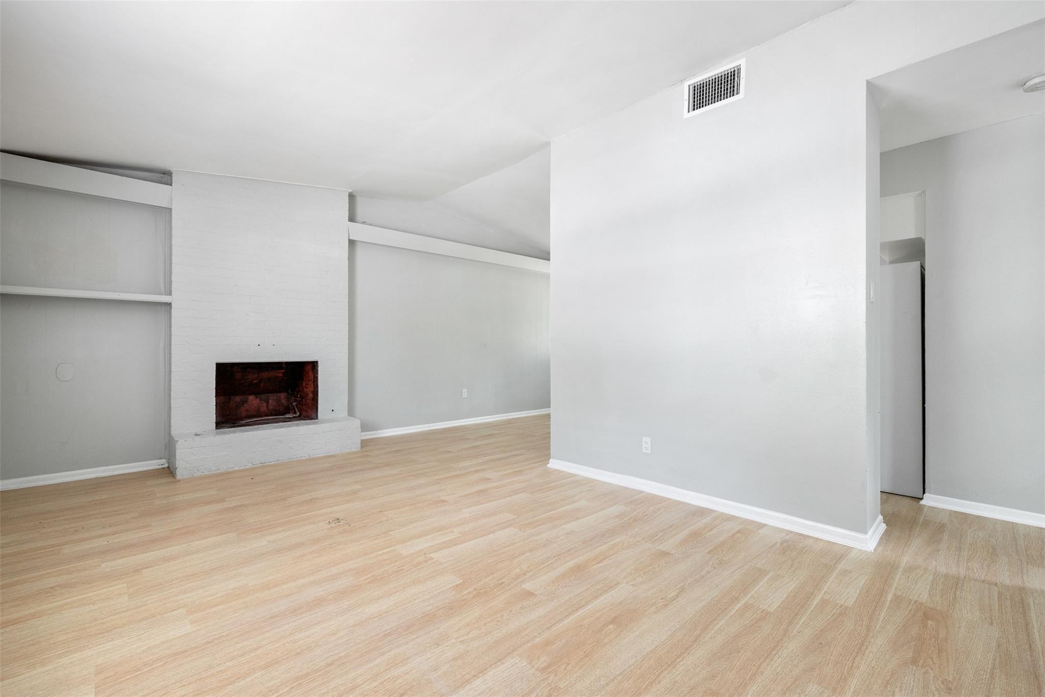 106 Oertli Ln #a & B Property Photo 16